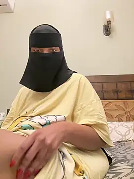 Snapshot of Submissive_Arab chatting on 09-24-25, 11:06 Submissive Arab online show from 09-24-25, 11:06