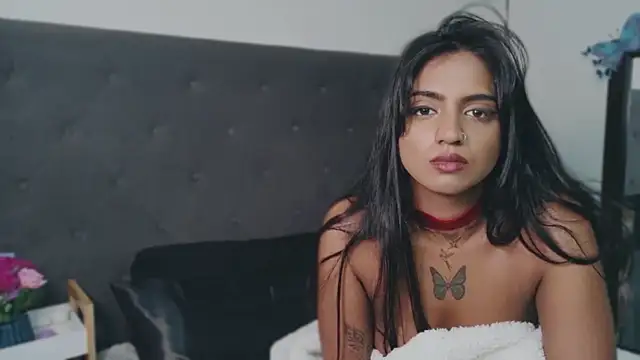 Delilah Blazee online show from 06-04-26, 04:17