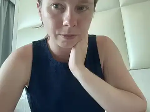 Snapshot of SweetLucy96 chatting on 06-21-26, 12:33 SweetLucy96 online show from 06-21-26, 12:33