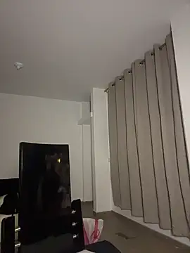  Niah  online show from 04-18-26, 01:52