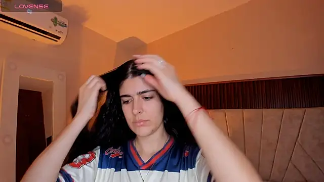  Niah  online show from 02-08-26, 09:23