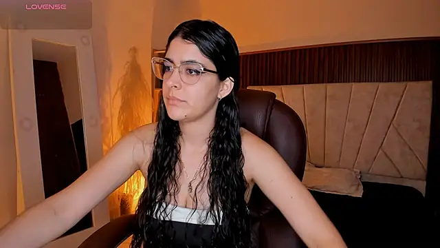  Niah  online show from 02-15-26, 08:41