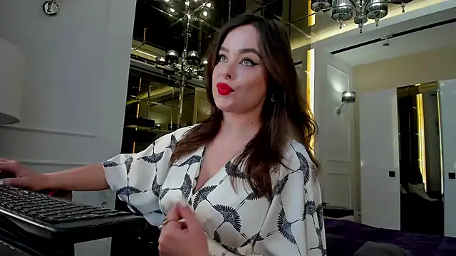 MistressMilana online show from 07-26-26, 10:22