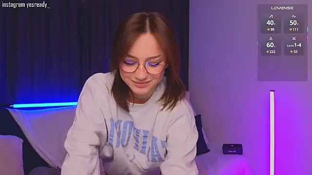 Snapshot of Eva_Doo chatting on 02-08-25, 01:32 Eva Doo online show from 02-08-25, 01:32