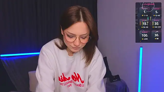 Snapshot of Eva_Doo chatting on 01-31-25, 01:43 Eva Doo online show from 01-31-25, 01:43