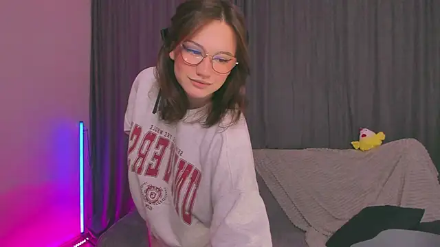 Snapshot of Eva_Doo chatting on 09-11-25, 07:58 Eva Doo online show from 09-11-25, 07:58