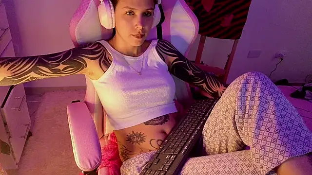 goddess vee  online show from 04-17-26, 11:18