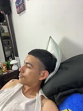 sorry-mom69 online show from 11-15-25, 05:44