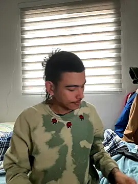 sorry-mom69 online show from 10-31-25, 12:24