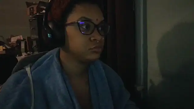 nickytheehawtie online show from 02-12-26, 08:03