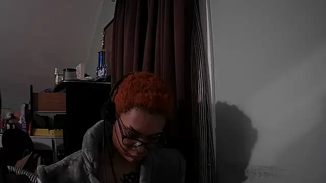Snapshot of nickytheehawtie chatting on 04-30-26, 12:50 nickytheehawtie online show from 04-30-26, 12:50