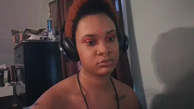 nickytheehawtie online show from 02-15-26, 08:19