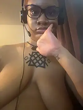 nickytheehawtie online show from 03-31-26, 08:11