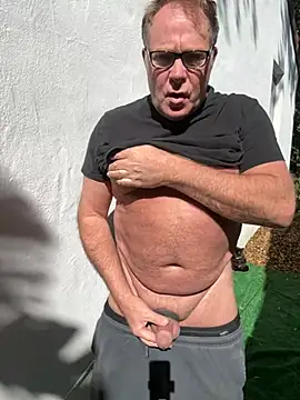 Snapshot of Cockmilker09 chatting on 02-02-26, 03:55 Cockmilker09 online show from 02-02-26, 03:55