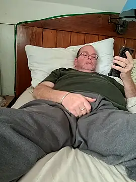 mrwizard4570 online show from 02-11-26, 03:23