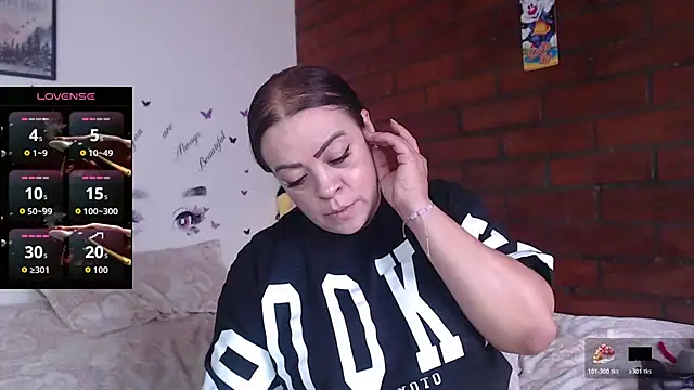 Snapshot of LIila28six chatting on 04-17-26, 03:37 LIila28six online show from 04-17-26, 03:37