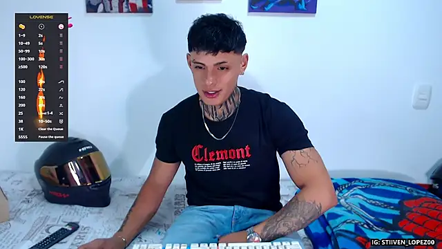 Snapshot of danilohot_19 chatting on 05-29-26, 04:18 danilohot 19 online show from 05-29-26, 04:18