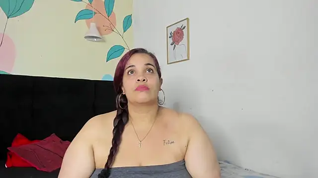 Alondra zaaens online show from 04-12-26, 03:15