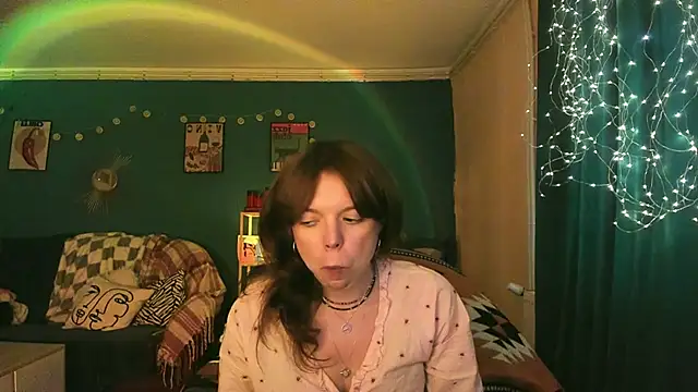 Snapshot of ClancyMorissey chatting on 06-02-26, 05:35 ClancyMorissey online show from 06-02-26, 05:35