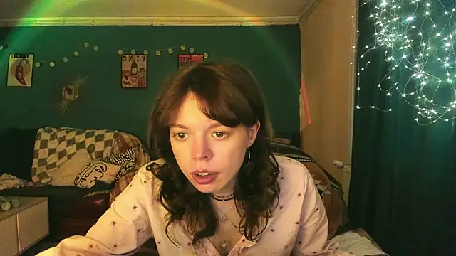 Snapshot of ClancyMorissey chatting on 05-10-26, 05:15 ClancyMorissey online show from 05-10-26, 05:15