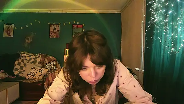 Snapshot of ClancyMorissey chatting on 05-06-26, 04:44 ClancyMorissey online show from 05-06-26, 04:44