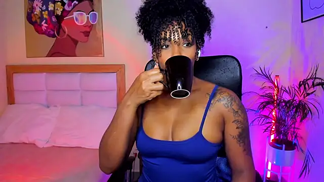 AitanaBrown  online show from 05-01-26, 01:27