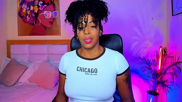 AitanaBrown  online show from 04-04-26, 03:40