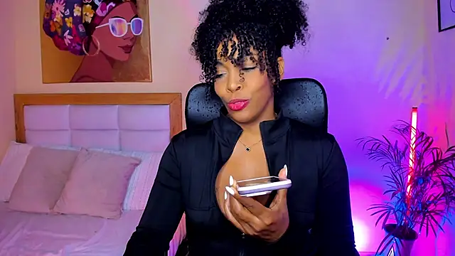 AitanaBrown  online show from 03-08-26, 02:20