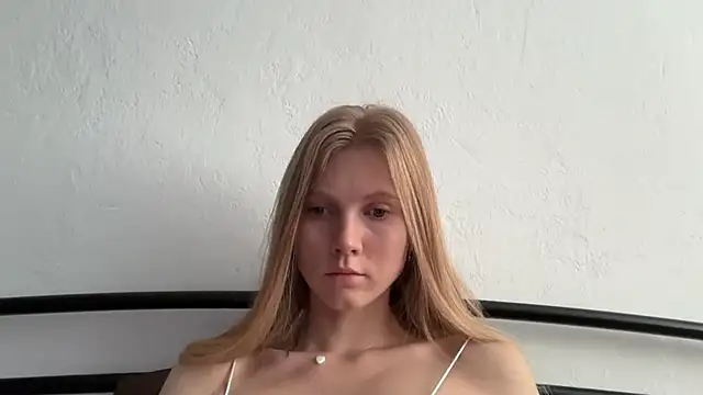 MaryMiton online show from 05-18-26, 05:02