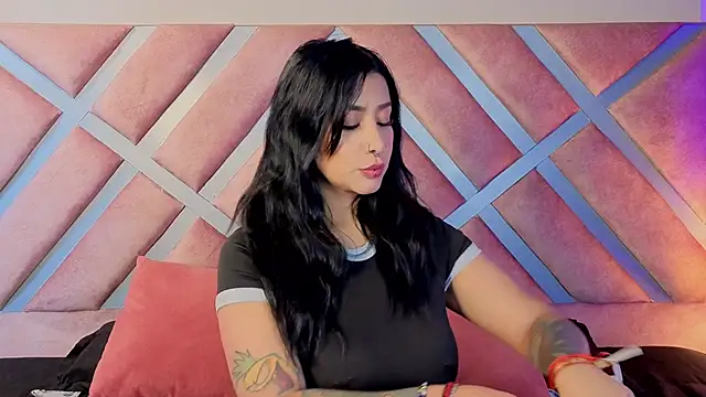  kelly hous36 online show from 02-24-26, 04:41