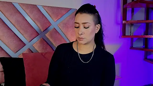  kelly hous36 online show from 04-13-26, 12:31