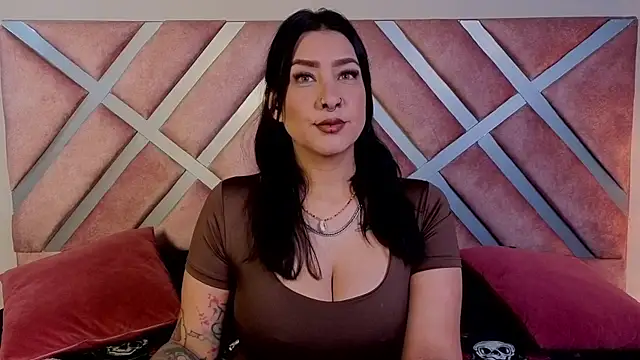  kelly hous36 online show from 06-01-26, 01:00