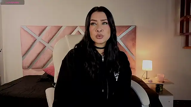  kelly hous36 online show from 05-06-26, 01:04