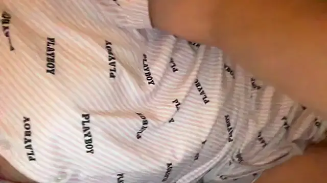 VannaDon online show from 11-17-25, 02:04