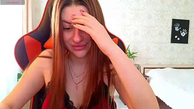 Elishka  online show from 04-21-26, 05:47