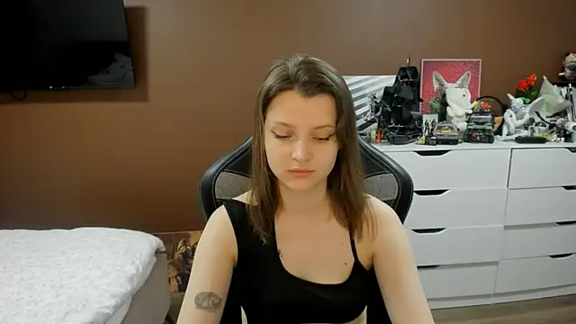 SoniNesti online show from 06-18-26, 03:50