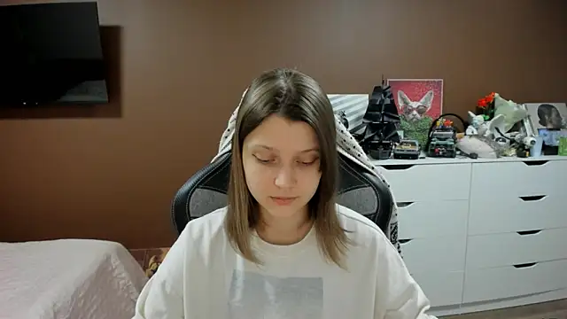 SoniNesti online show from 04-25-26, 04:37