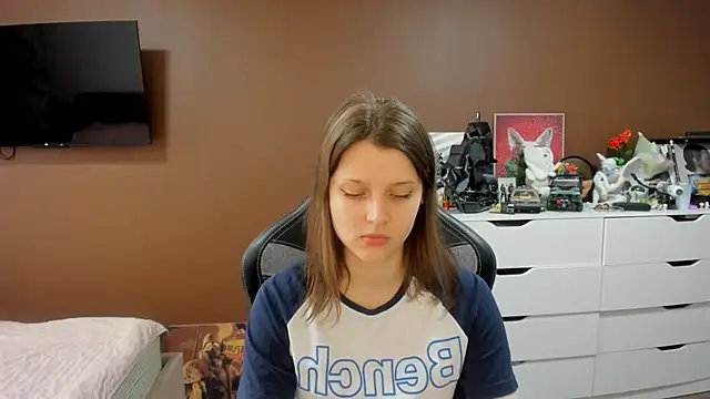 SoniNesti online show from 06-04-26, 03:06
