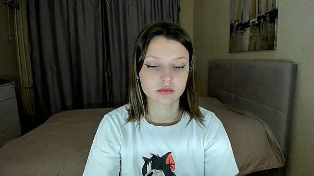 SoniNesti online show from 10-14-25, 02:28