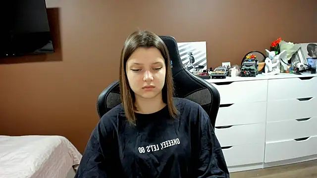 SoniNesti online show from 03-05-26, 02:46