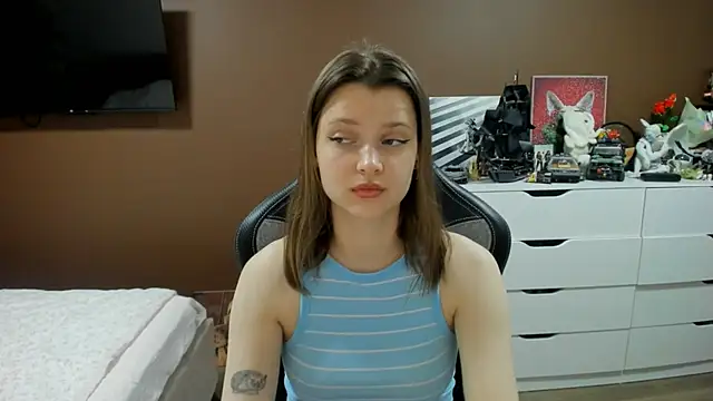 SoniNesti online show from 06-24-26, 03:32