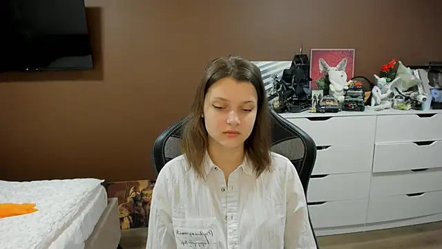 SoniNesti online show from 05-12-26, 03:29