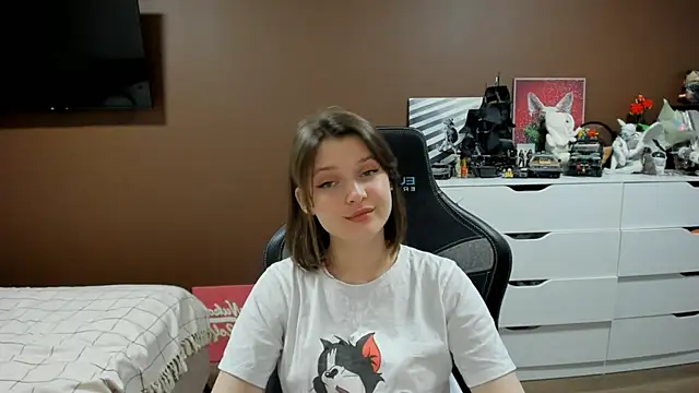 SoniNesti online show from 07-16-26, 02:58