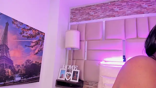 ShaniaBrownn online show from 01-10-26, 08:04