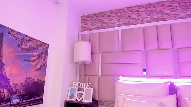 Snapshot of ShaniaBrownn chatting on 03-03-26, 07:43 ShaniaBrownn online show from 03-03-26, 07:43