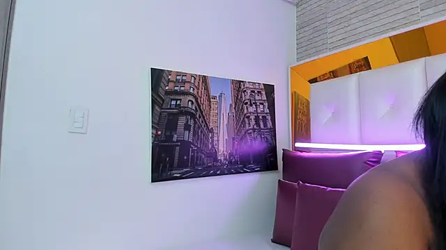 ShaniaBrownn online show from 12-03-25, 08:08