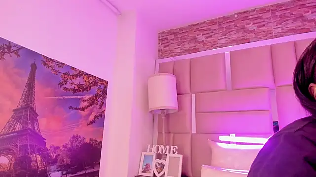 ShaniaBrownn online show from 02-24-26, 07:48