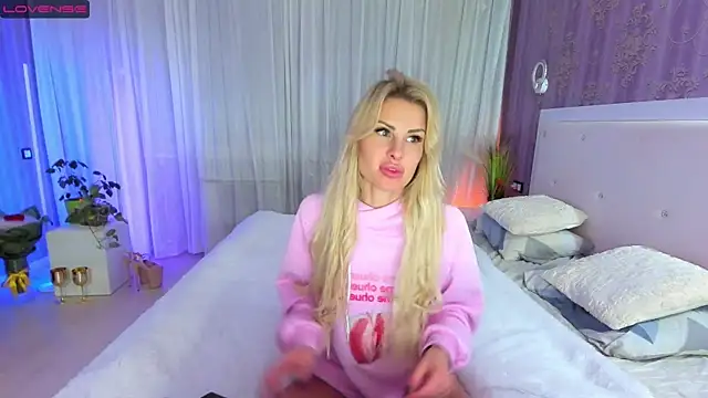 MirandaQueen online show from 01-04-25, 04:44