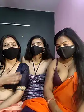 cutee  crazy online show from 03-12-26, 02:21