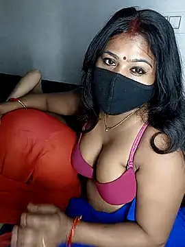 Snapshot of cutee__crazy chatting on 09-11-25, 05:35 cutee crazy online show from 09-11-25, 05:35